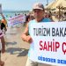 Çeşme’de havlulu protesto: ‘Sahiller halkındır’