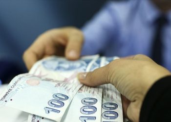 Depremden etkilenen esnafın kredi borçları 6 ay daha ertelenecek