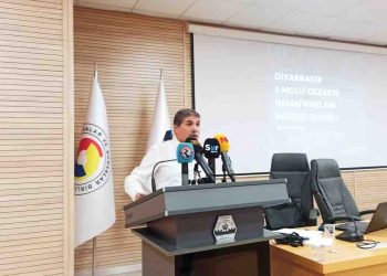 Diyarbakır Cezaevi tepkisi: ‘Yapılan bir hata tarihe geçer’