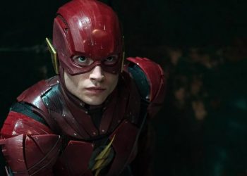 Ezra Miller başrollü ‘The Flash’, yapımcı şirketi 100 milyon dolar zarara uğrattı