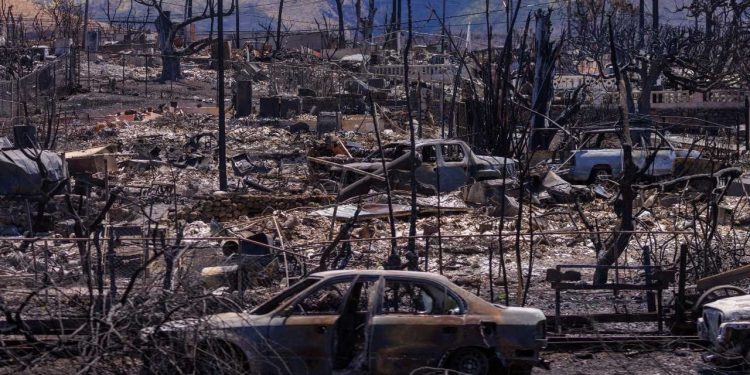 Hawaii’de ölü sayısı 111’e yükseldi: Acil Durum Yönetimi Başkanı istifa etti