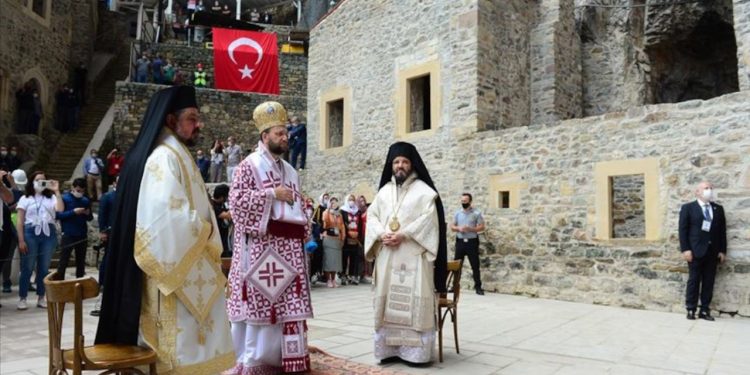 İYİ Parti Sözcüsü Zorlu, Sümela Ayini’ni hedef aldı: İptal edilmeli