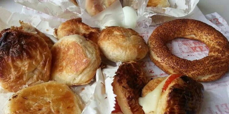 İzmir’de boyoz, gevrek ve kumruya zam