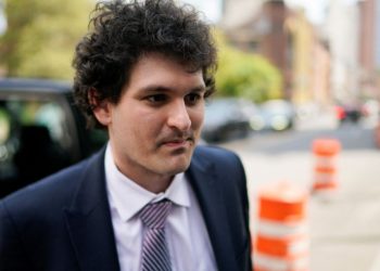 Kefaleti iptal edilen FTX’in kurucusu Bankman-Fried tutuklandı