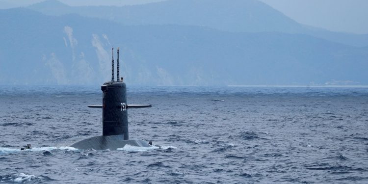 Dev dalga, 3 denizaltı personelinin ölümüne neden oldu