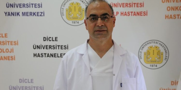 Dicle Üniversitesi Hastanesi başhekimi istifa etti
