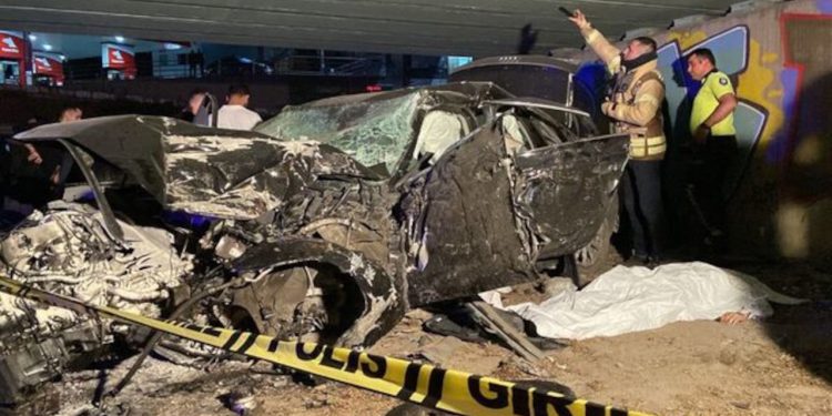 İstanbul’da trafik kazası: 4 ölü