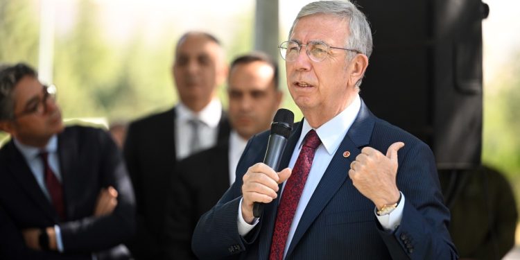 Mansur Yavaş: Özel halk otobüsleri için satış sözleşmelerini gönderdik