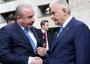 AK Parti’nin MKYK üyeleri belli oldu: Yıldırım ve Şentop listede yok, 4 isim çizik yedi