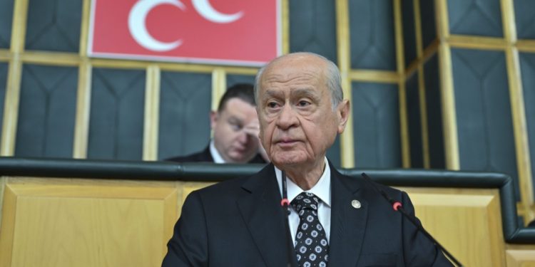Bahçeli: HDP ve devamında kurulan hangi parti varsa derhal kapatılmalı