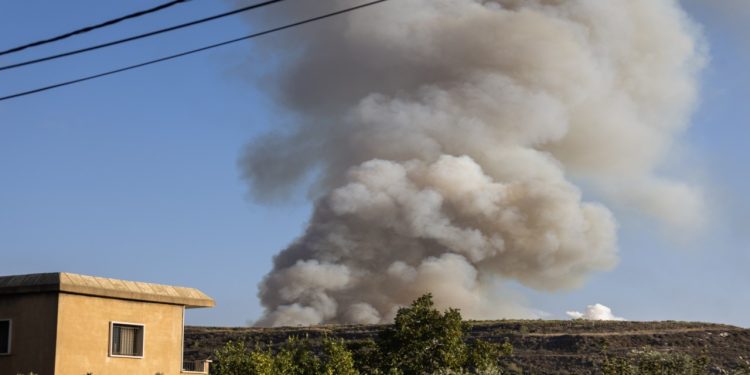 BM Lübnan Barış Gücü karargahı roketle vuruldu