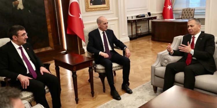 TBMM Başkanı Kurtulmuş’tan, İçişleri Bakanı Yerlikaya’ya ‘geçmiş olsun’ ziyareti