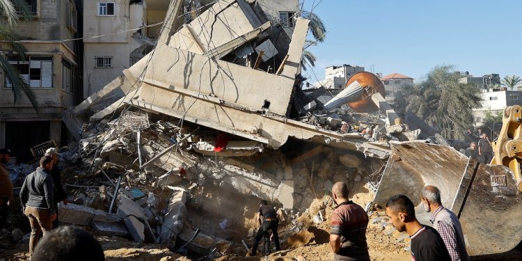 İsrail-Filistin çatışmaları 16’ncı gününde: Tel Aviv’den ‘saldırı’ tehdidi, Han Yunus’ta 12 ölü