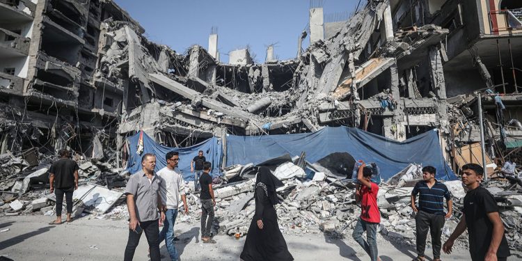 İsrail savaş uçakları, Şifa ve Kudüs hastanelerini hedef aldı