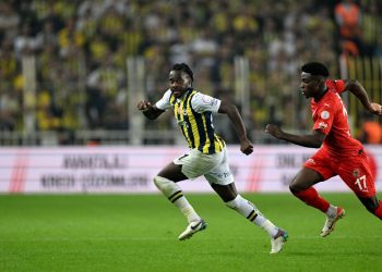 Kartal’dan Osai-Samuel’e uyarı: Play-Station oynamasını yasakladım