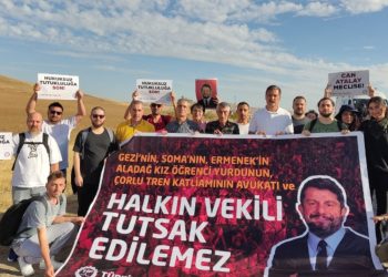 Özgürlük yürüyüşü bugün ölen işçiler için…