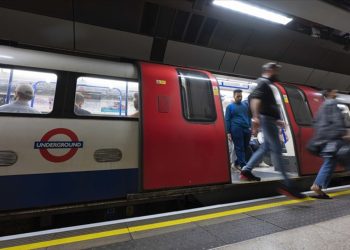 İngiltere’de ‘Özgür Filistin’ anonsu yapan metro makinisti görevden uzaklaştırıldı