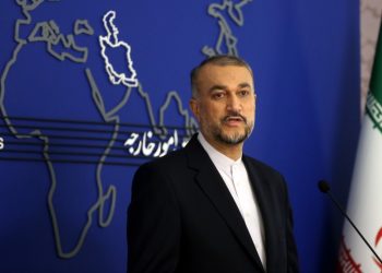 İran Dışişleri Bakanı: ABD bize 2 mesaj gönderdi