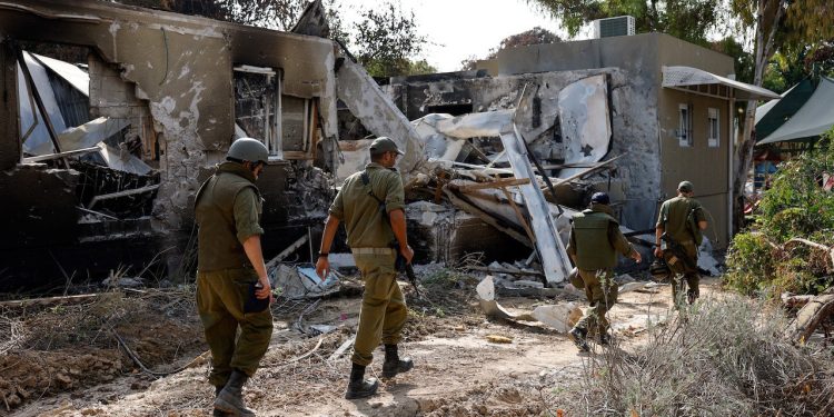 İsrail ordu radyosu: Gazze’ye kara harekatı ertelenecek