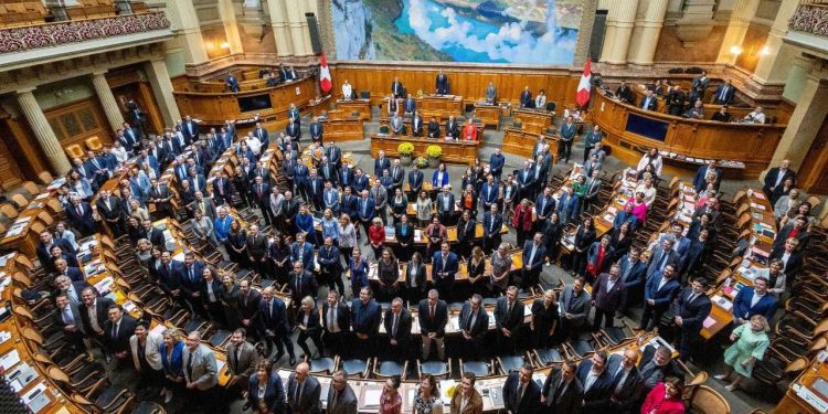 İsviçre’de seçim: Sağ popülist SVP oylarını artırdı