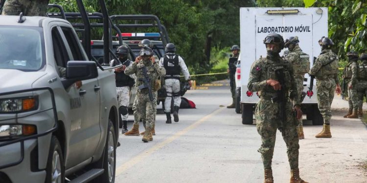 Meksika’da polise silahlı saldırı: 13 ölü