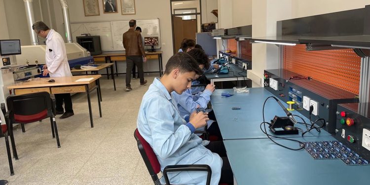 Meslek liseliler sömürülüyor, ‘ucuz iş’ merkezi oldular