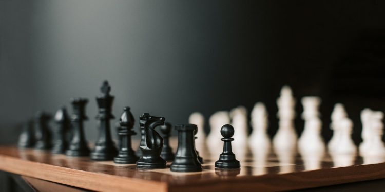 Satranç oyuncusu hamile diye milli takımdan çıkarıldı